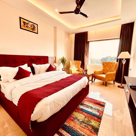 Gange Blossam Resort, Haridwār Eksteriør billede