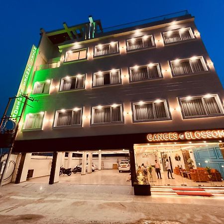 Gange Blossam Resort, Haridwār Eksteriør billede