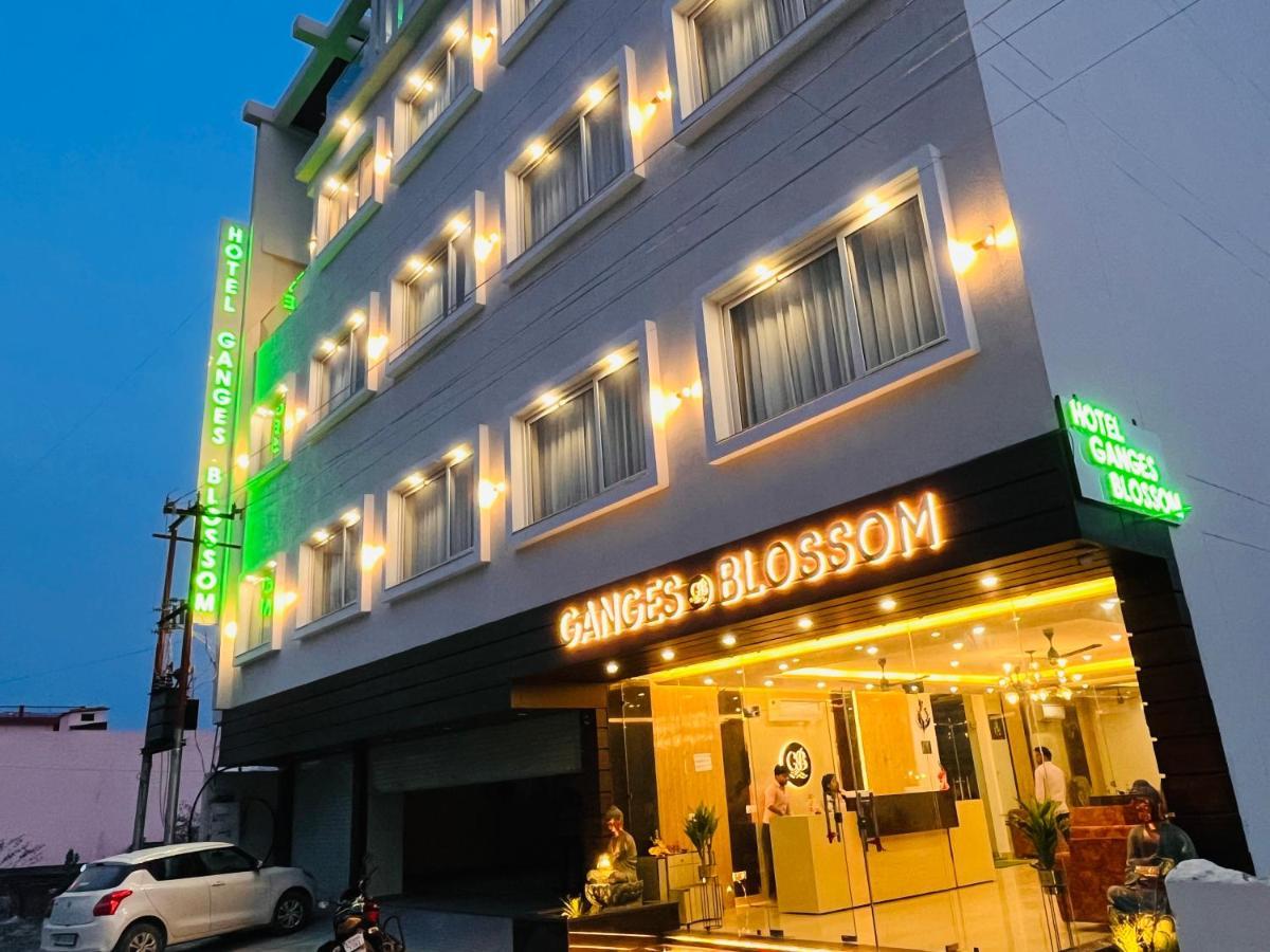 Gange Blossam Resort, Haridwār Eksteriør billede