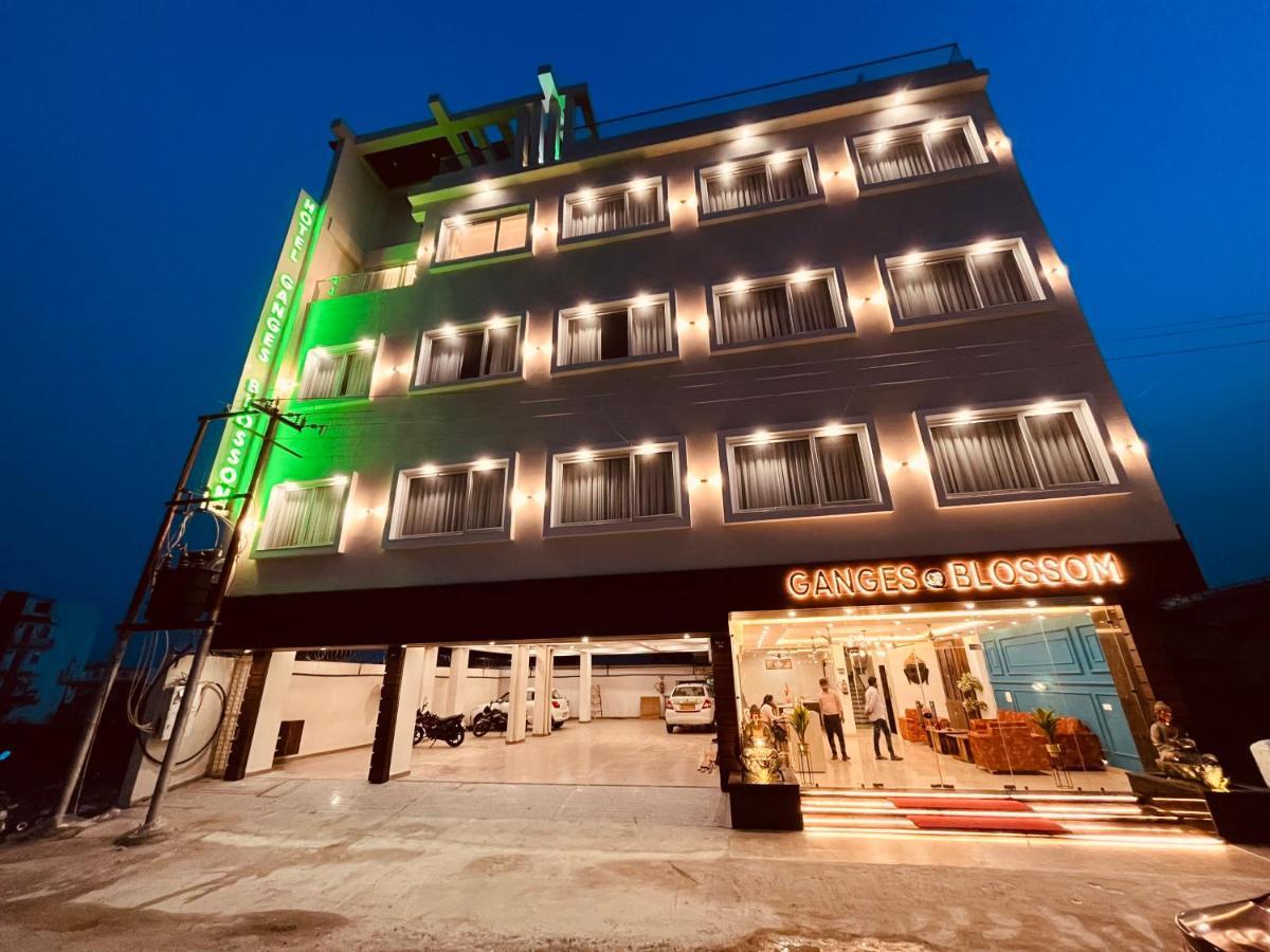 Gange Blossam Resort, Haridwār Eksteriør billede